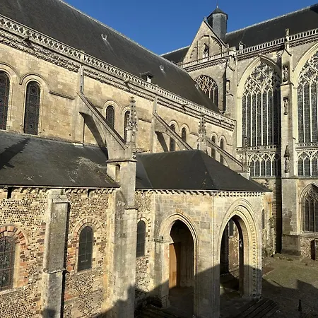 Daire T1 Bis Moderne Face Cathedrale - Coeur Historique *